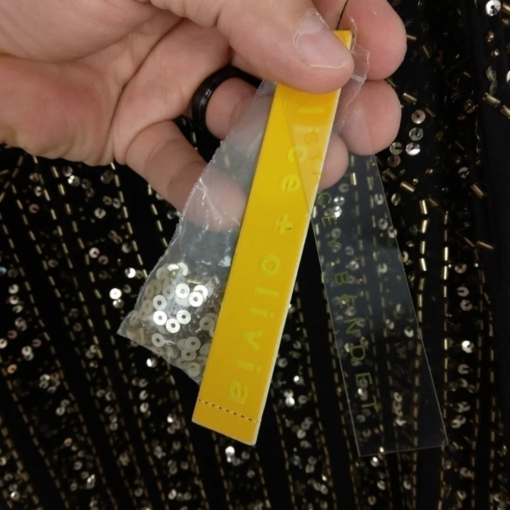 NWT Alice + Olivia Embelished Dress Size 4 Retail $595 - Picture 10 of 11